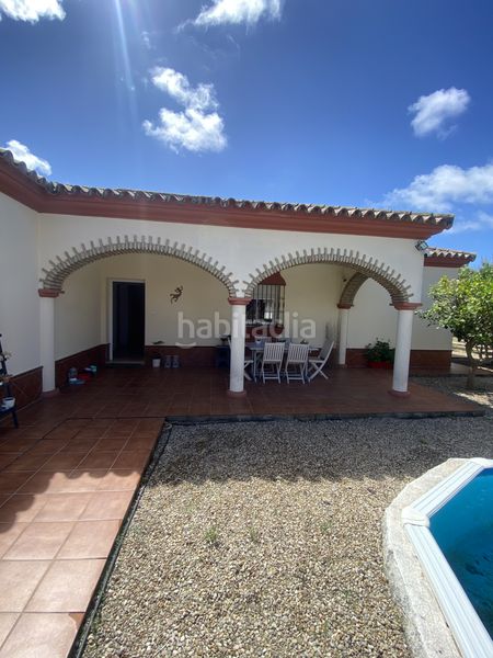 Foto c47bde35-dc76-409d-a027-ec8992121f80. Casa amb piscina a Los Gallos Chiclana de la Frontera