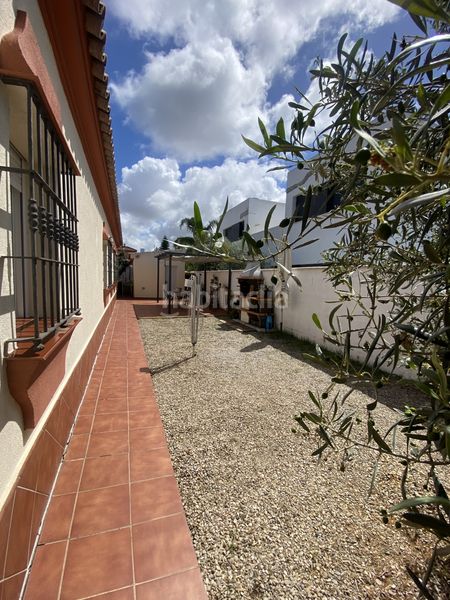 Foto fe3b5b93-7f31-4be7-99c8-dbdd7e387433. Casa amb piscina a Los Gallos Chiclana de la Frontera