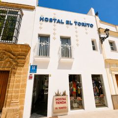 Haus in Centro - La Costilla. Hostal boutique reformado con local comercial y ático en pleno c