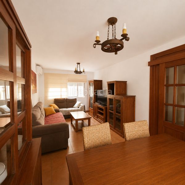 Foto dfabfb35-d2fc-4f5d-88ff-f0f68e90d81b. Casa amb aparcament a Tarifa ciudad Tarifa