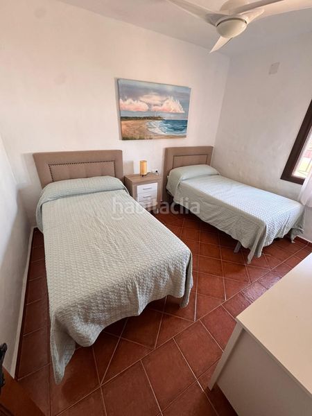 Foto e94fbe00-8759-41a9-b59c-9072b7f033f8. Edificio in Roche Conil de la Frontera