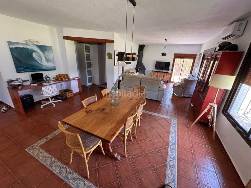 Foto f21e902e-fea5-4e7b-94d0-b91c2e1f9546. Edificio in Roche Conil de la Frontera