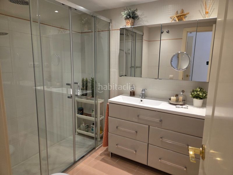 Foto b28d817d-31ca-44c4-957f-bdd97e7c8d29. Pis amb calefacció aparcament a El Consul - Ciudad Universitaria - El Romeral Málaga