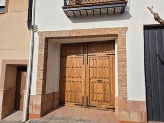 Edificio  De toros. Muy buena oportunidad edificio completo con múltiples posibilida