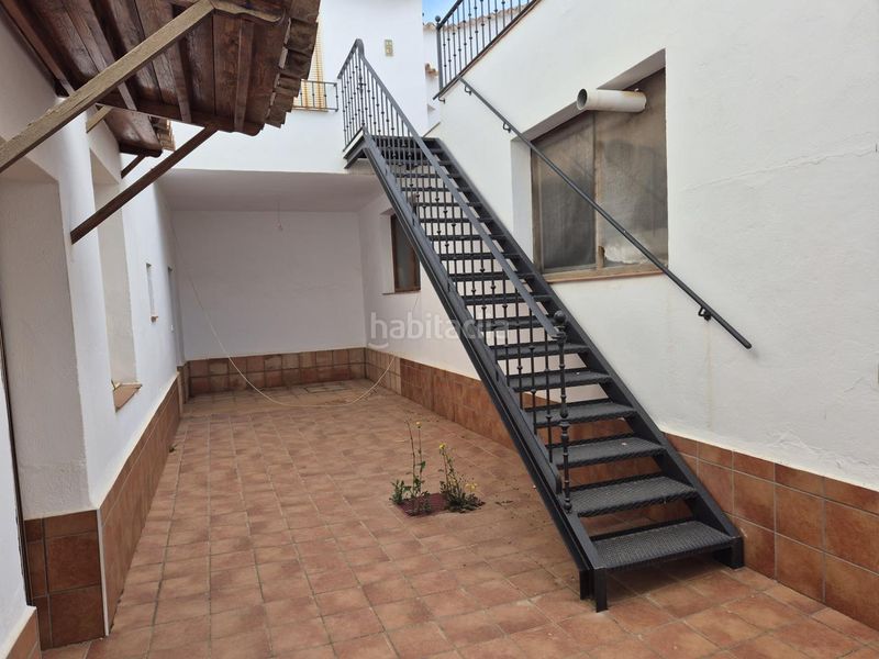 Foto ad02711b-9c2d-4c56-a55a-589a274f5548. Edifici a Pedro Muñoz