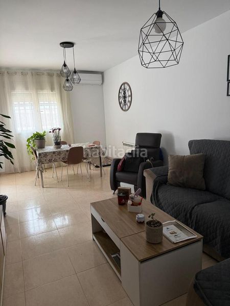 Foto da5480c1-78c6-4c46-bfbb-21d2bdae1843. Casa amb aparcament piscina a Pedro Muñoz