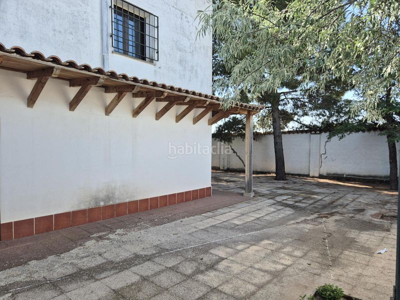 Foto a514716a-33a5-4d0d-b4bd-dc90d6ad0624. Masia amb piscina a Campo de Criptana