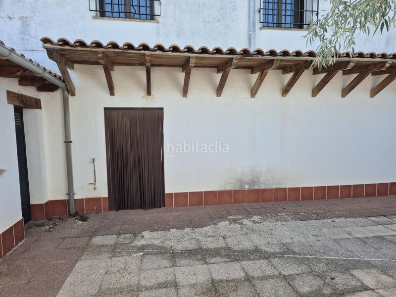 Foto f77d89eb-3d37-4230-985f-5f54a8b313de. Masia amb piscina a Campo de Criptana