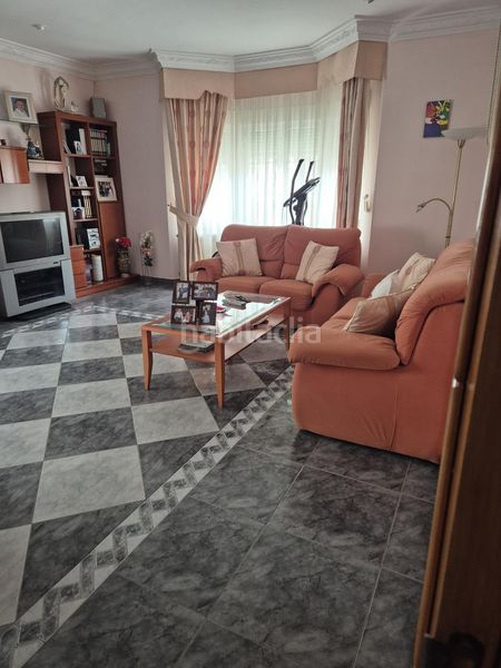 Foto dcab8115-a4ea-4f69-bf88-a27b091ad917. Casa amb aparcament a Pedro Muñoz