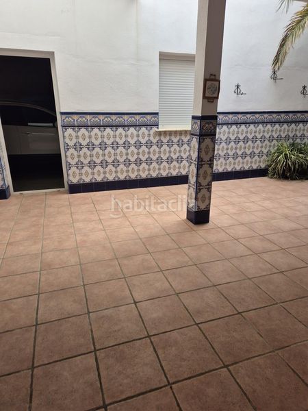 Foto f01a66e7-4c3c-47a3-8b3c-fc289327c54f. Casa amb aparcament a Pedro Muñoz