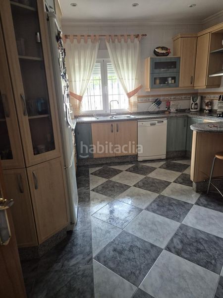 Foto f44332b2-180b-4a4e-99e5-ab2cbac506e6. Casa amb aparcament a Pedro Muñoz