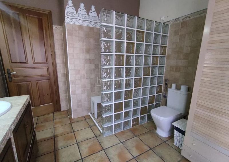 Foto 12ef9248-170a-4d17-a860-08676f00500a. Casa amb aparcament piscina a Pedro Muñoz