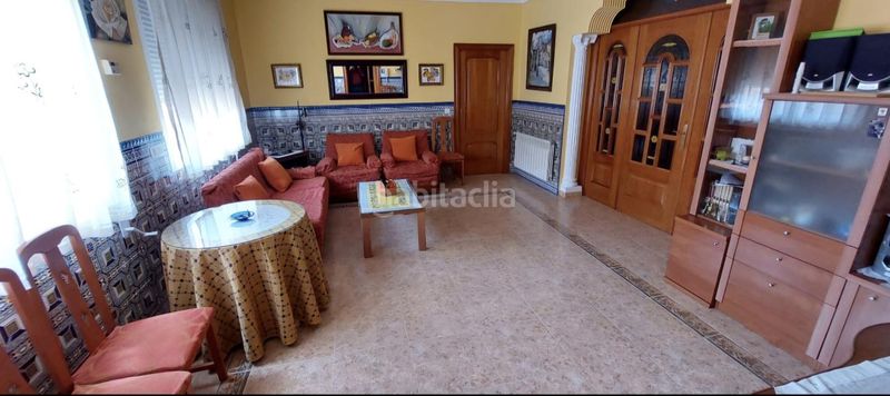 Foto b8854421-b939-4627-9eb7-cafe43660bd2. Casa amb aparcament a Pedro Muñoz