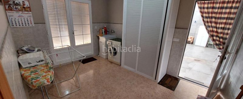 Foto 473d2156-b541-4fbb-a3b3-a1eaacd493b8. Casa amb aparcament a Pedro Muñoz