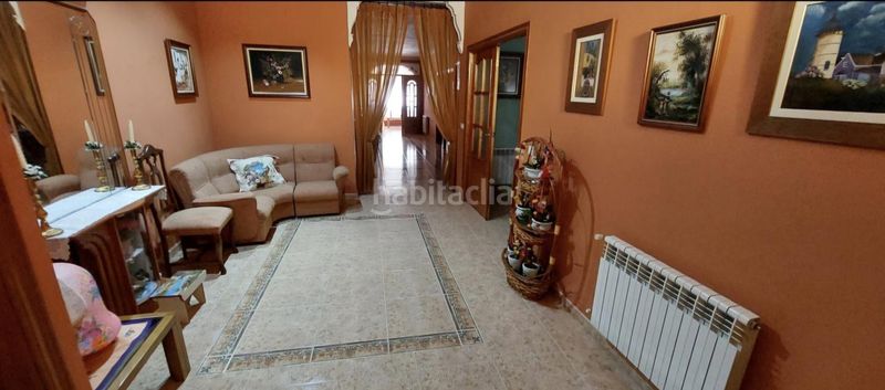 Foto 75488bc8-dfdf-4fb9-9435-2b8d53348f00. Casa amb aparcament a Pedro Muñoz