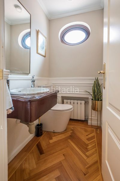 Foto 2d395dea-aaf0-4165-9e25-e087f25262ad. Casa adossada amb xemeneia calefacció aparcament piscina a Boadilla del Monte