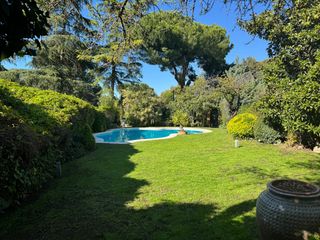 Casa adossada  Paseo de los tilos 2x. Chalet en la  urbanización montepríncipe.