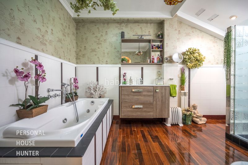 Foto 3fefaf38-4278-43e7-a2b5-933a50ed9926. Casa adossada amb xemeneia calefacció aparcament piscina a Boadilla del Monte