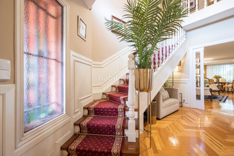 Foto 73434b5a-56a1-4ccb-99ac-8a80ee12b9fa. Casa adossada amb xemeneia calefacció aparcament piscina a Boadilla del Monte