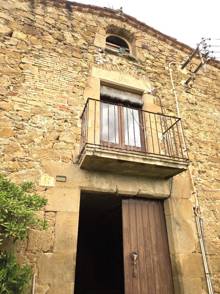 Foto 9b6dea6e-bca0-4745-8675-3b9ffe53b95b. Masia amb aparcament a Corçà