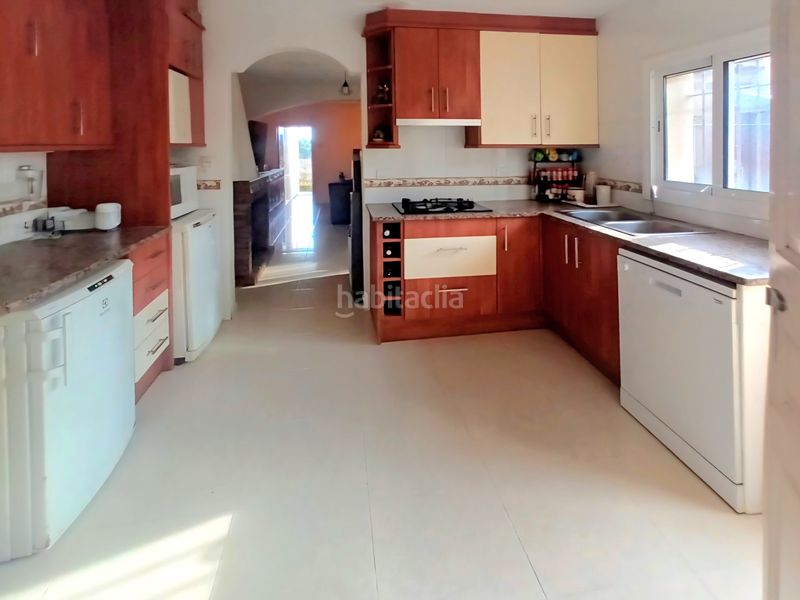 Foto 6d0df356-828b-4d9a-bcf1-d694075f60ac. Casa adossada amb xemeneia calefacció aparcament a Palafrugell