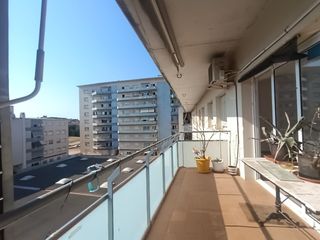 Flat in Molí de Vent-La Sauleda. Piso con plaza de parking