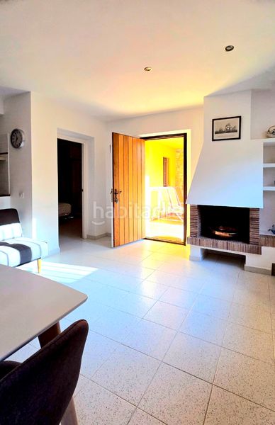 Foto 8dd336aa-c6c2-4291-afc4-b0f82ac14f5a. Lloguer apartament amb xemeneia aparcament piscina a Begur