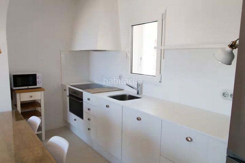 Foto 08f38968-63a8-48d7-912f-b716e3933a63. Lloguer apartament amb calefacció a Cala en Porter Alaior