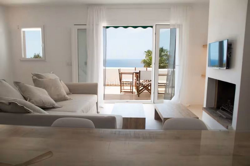 Foto 1cf94673-3376-46a3-b37c-29d89e87ff7c. Lloguer apartament amb calefacció a Cala en Porter Alaior