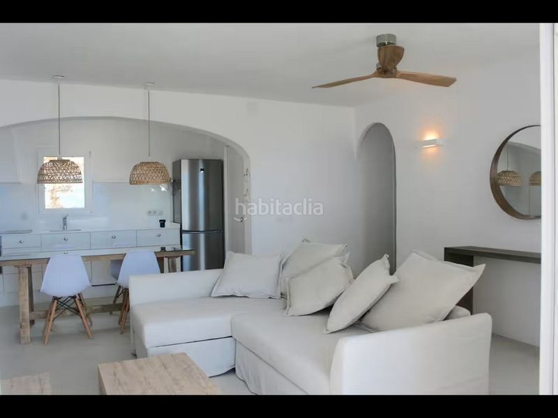 Foto fa60df89-0d08-4ead-9743-a58e926280a1. Lloguer apartament amb calefacció a Cala en Porter Alaior