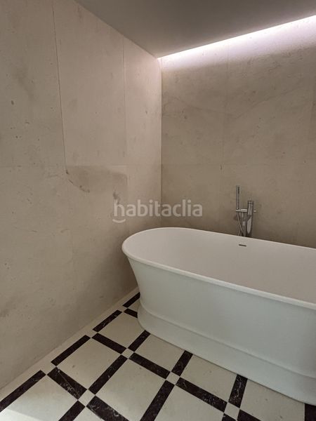 Foto 0043be95-30a5-46d1-8601-62973a0dafc5. Pis amb aparcament a Lista Madrid