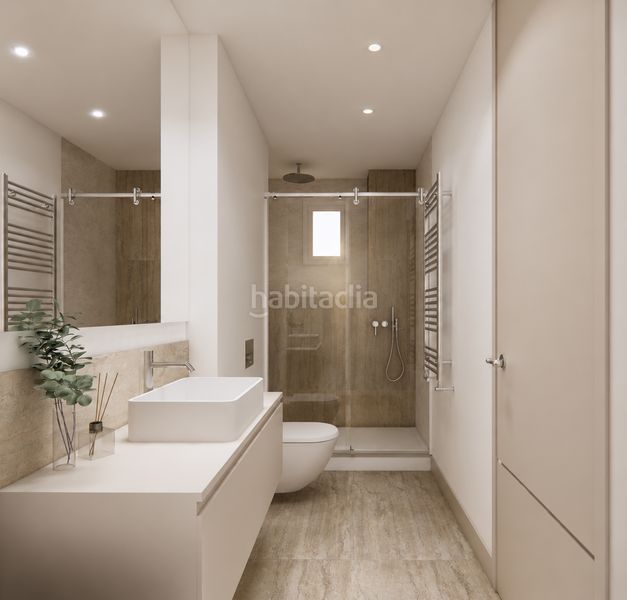 Foto c7cdbc74-2985-4bd4-b8fe-dd0f6cbabf42. Flat with heating in Vallehermoso Madrid