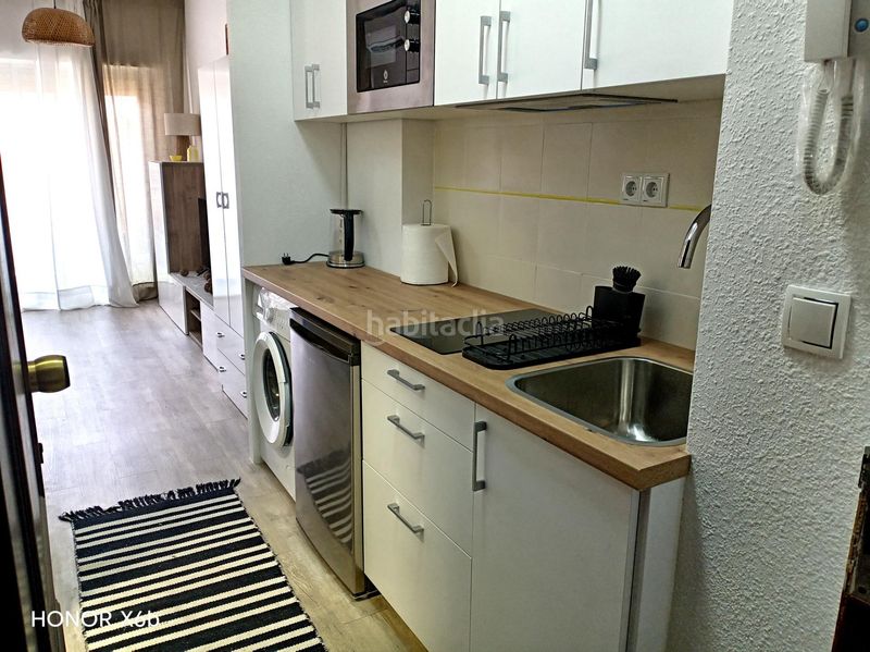 Foto c0cbfe34-a737-4c08-8cc9-caafe35778a5. Rent studio with heating in Avenida Habaneras - Curva de Palangre Torrevieja