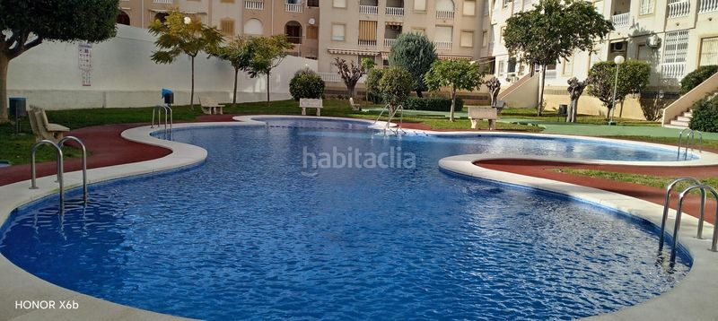Foto e0d0d8bb-df03-4a68-bdf9-7894dc0679a4. Àtic amb calefacció piscina a El Acequión Torrevieja