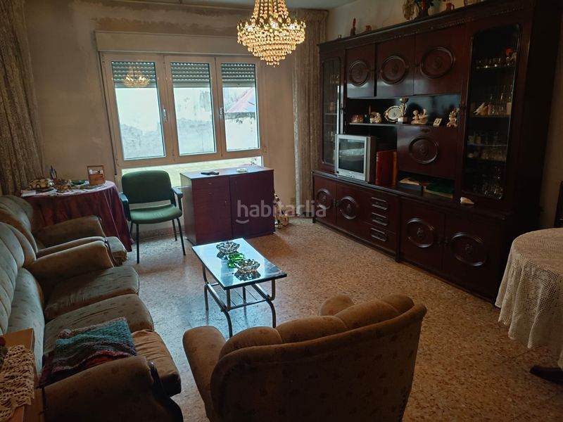 Foto 565ccfa0-f58c-45ba-8cb3-e84bad80d240. Pis a Lugones Siero