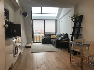 Miete Loft  Avenida de los montes de oca. Precioso loft en san sebastian de los reyes