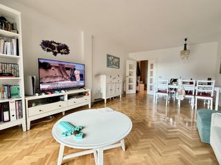 Location Appartement  Avenida de valdelaparra. Piso en valdelaparra