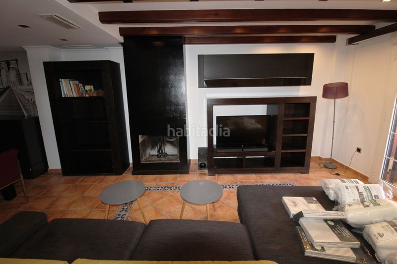 Foto 869fd457-e4d3-4229-924e-5815d2652b2c. Maison avec cheminée chauffage parking dans Catral