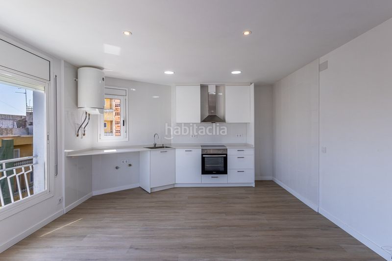 Foto f25b5dc7-8003-4d35-a4f6-6f6b735a681f. Flat in Malgrat de Mar