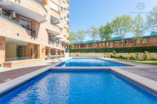 Etagenwohnung in Can Farrerons. Amplitud, confort y exclusividad en vallpremia; un lugar para to