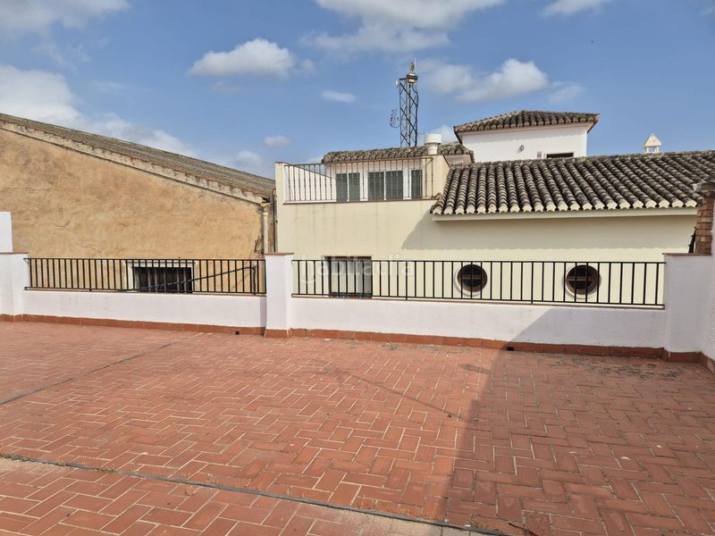Foto 49983138-fa0e-49f5-9e7e-b35a5f82207b. Casa amb aparcament a Berja