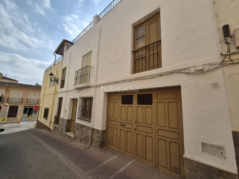 Foto 5220b687-bc33-4c48-8dd9-6c9b1bf067c1. Casa amb aparcament a Berja