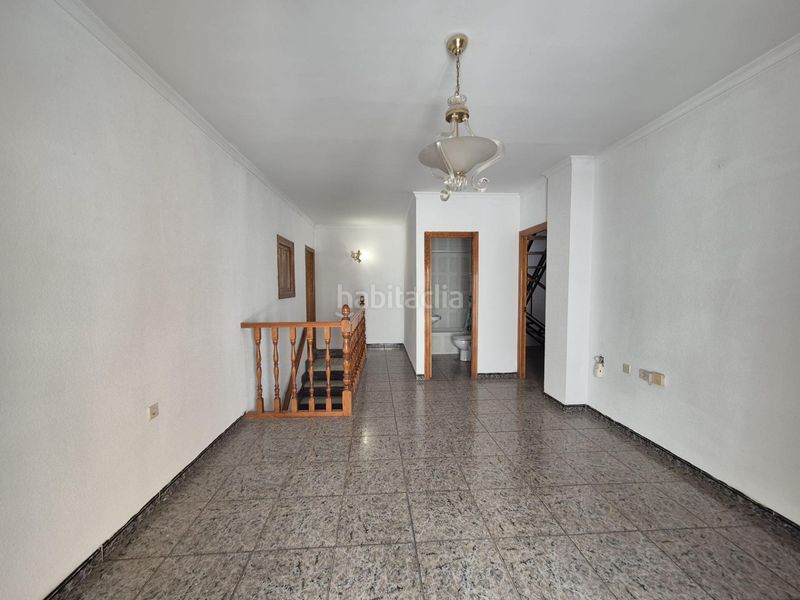 Foto ba7fa15d-427a-4f3d-a4b7-4790f49bcfb0. Casa amb aparcament a Berja