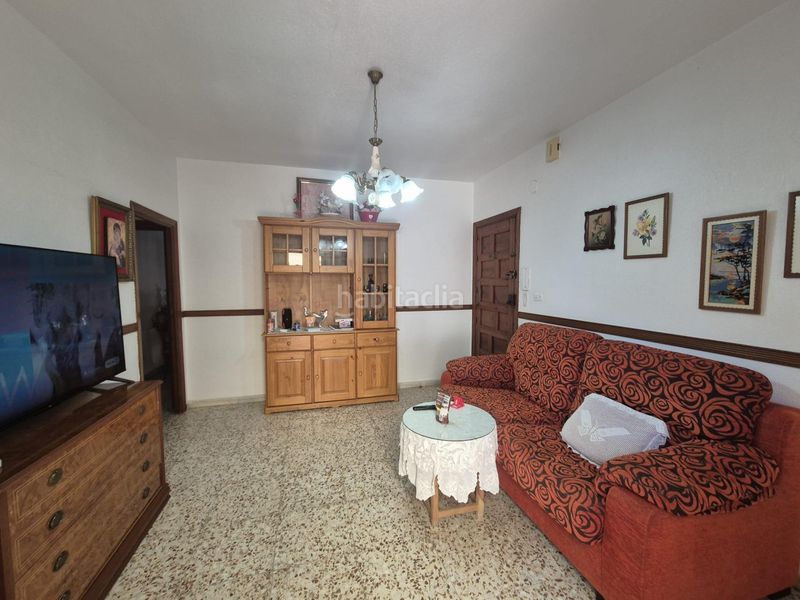 Foto cbe1ff4e-acc8-499a-8ccb-a58bad5db71a. Pis amb aparcament a Adra
