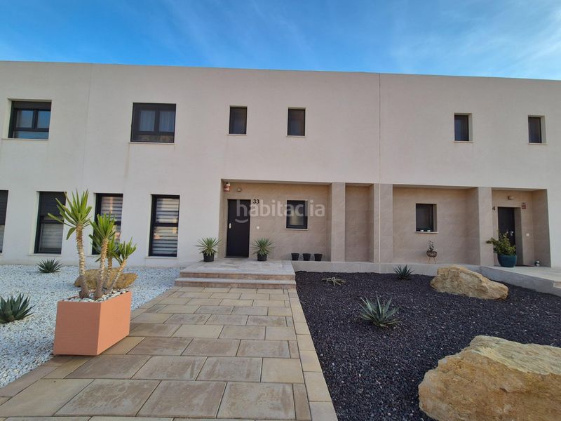 Foto 86b4765f-c330-4c2c-998e-09c488fe1786. Casa adossada amb aparcament a Almerimar Ejido (El)