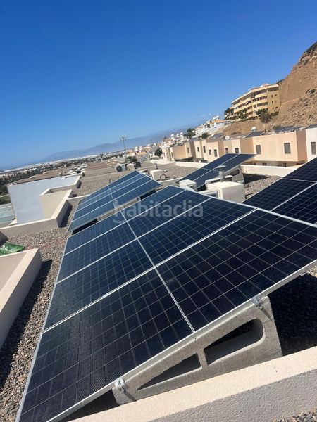 Foto 8b789f3b-1ee6-4a97-ba28-66abda1dc7ba. Casa adossada amb aparcament a Almerimar Ejido (El)