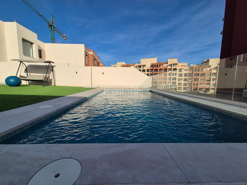 Foto db8db64f-1e55-4282-a49d-81837a526d2e. Casa adossada amb aparcament a Almerimar Ejido (El)