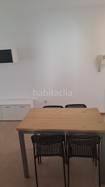 Foto a5e21300-32eb-46cf-a19f-77c2f6117384. Flat with parking in Pabellón - Estación - El Corte Inglés Ejido (El)
