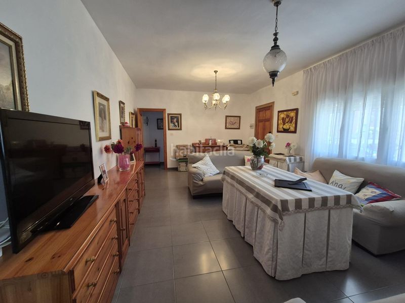 Foto f089d4a5-f38c-44ed-a576-4da858b4c147. Casa amb aparcament a Ejido centro Ejido (El)