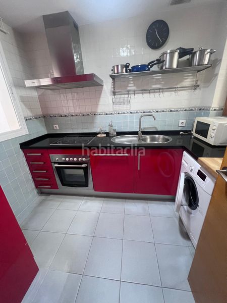 Foto cf01b473-7c43-4707-919b-9cf10d06e5a2. Pis amb aparcament a Isla Cristina